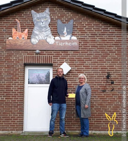 Spende_Frauen_fuer_Frauen_435px